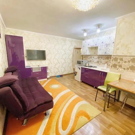 Apartments Ahmetova 4 21 Almaty Esterno foto
